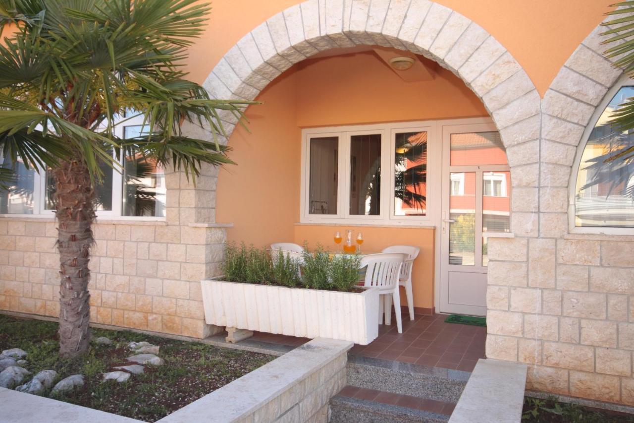 Apartments And Rooms With Wifi Vrsar, Porec - 3007 Экстерьер фото